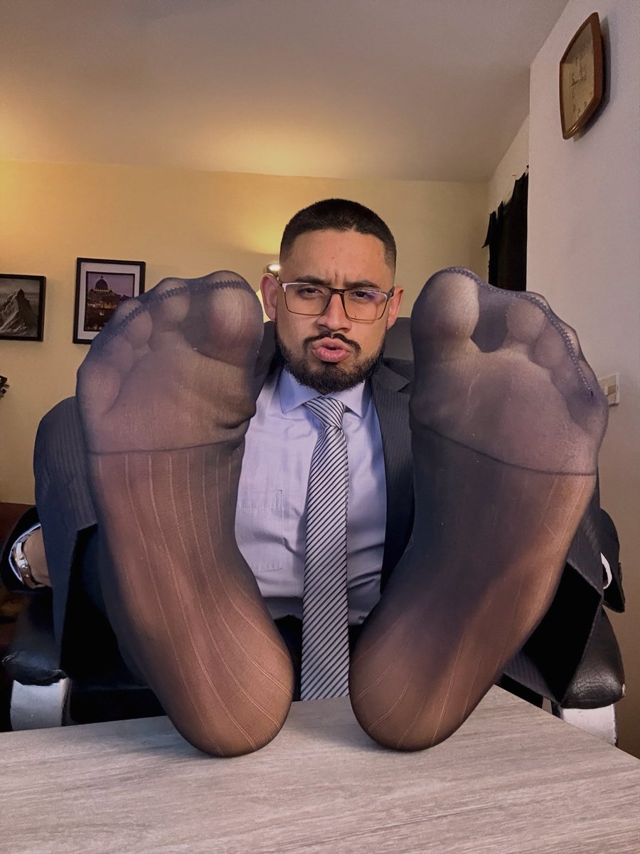 THE SEX LAWYER tweet media