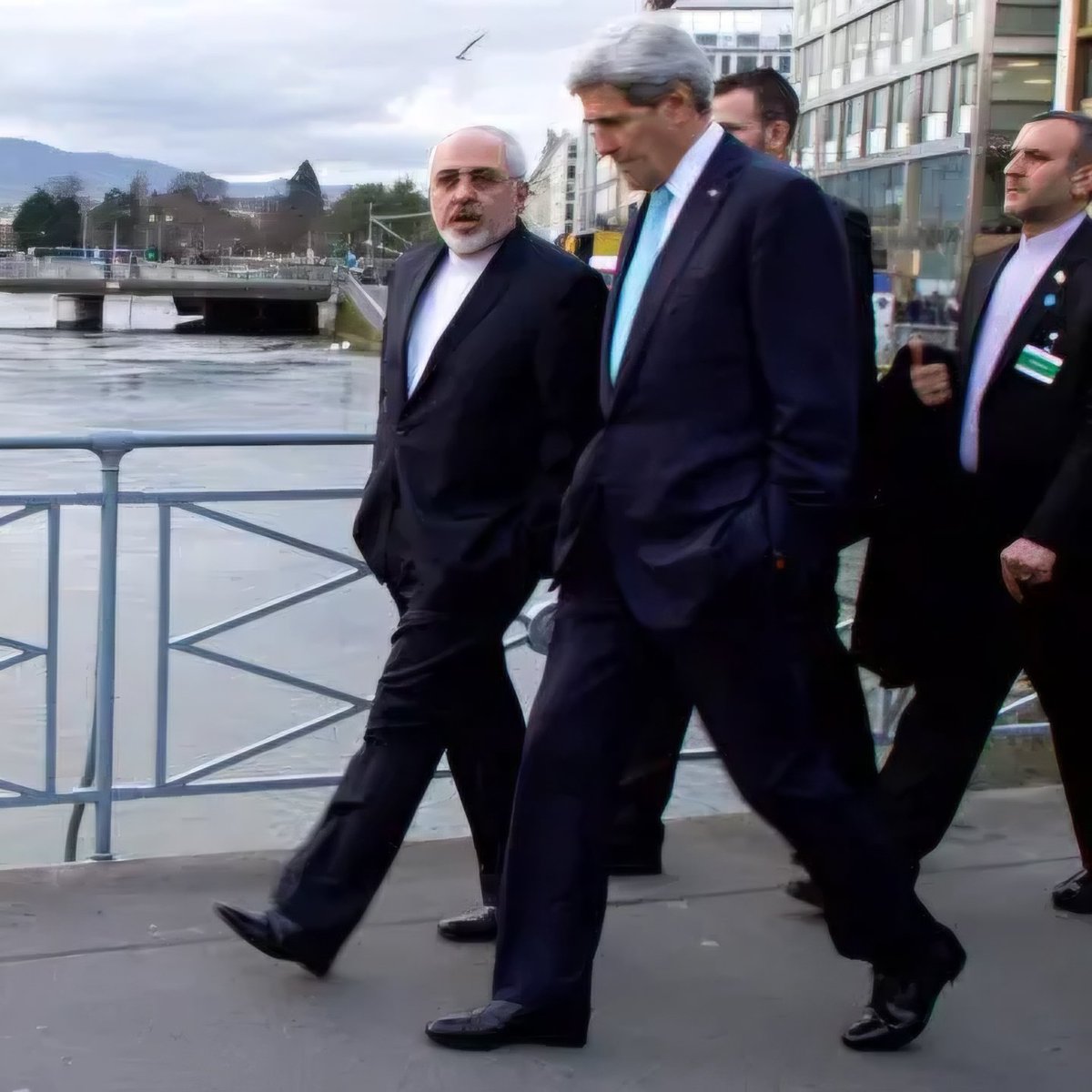 ریضا tweet media