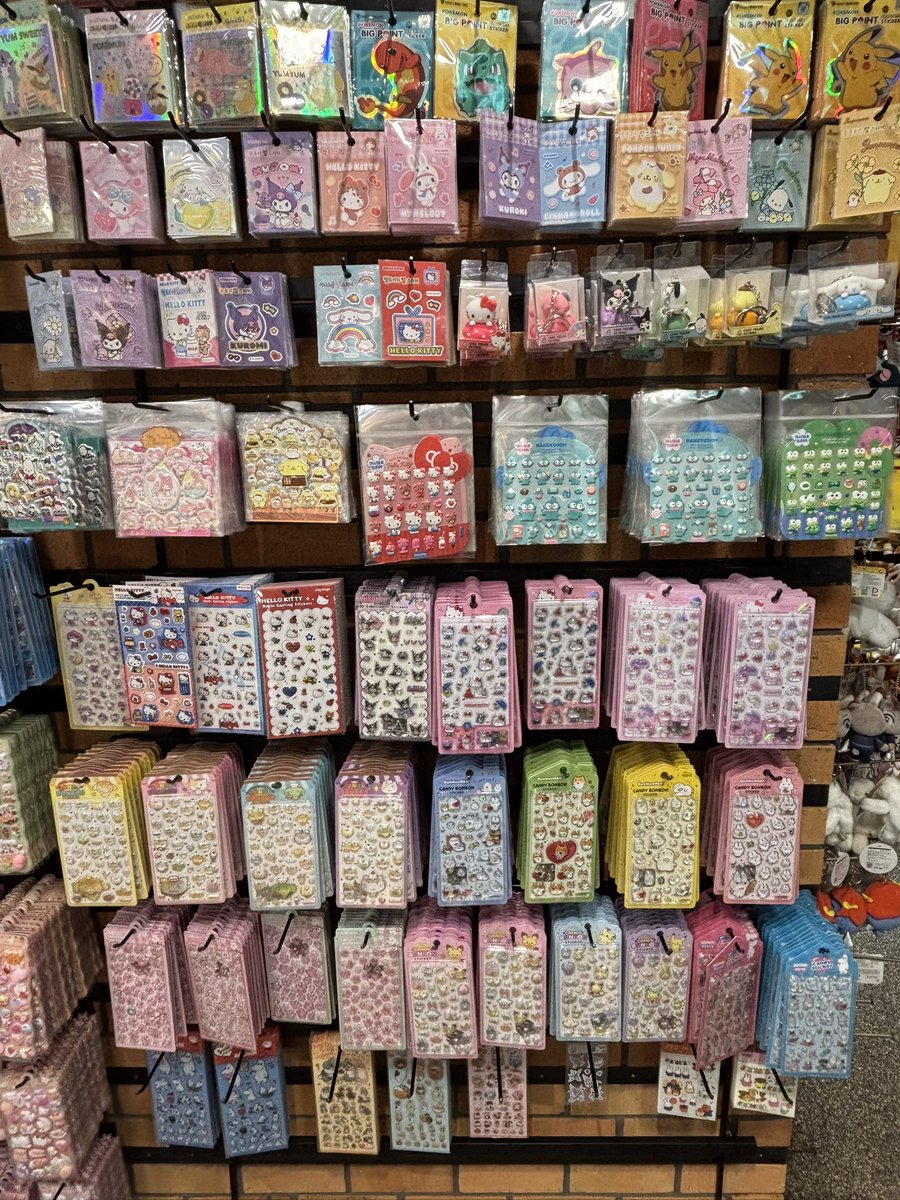 𝚖𝚘𝚗𝚊‎ ‎✿ tweet media