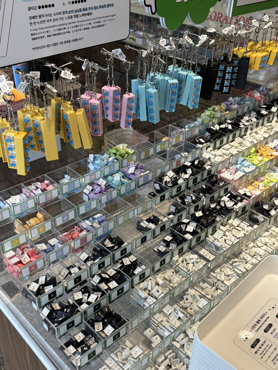 𝚖𝚘𝚗𝚊‎ ‎✿ tweet media