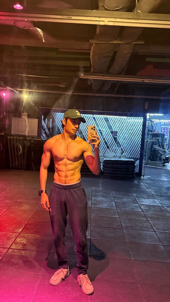 Mark Chaiwalla tweet media