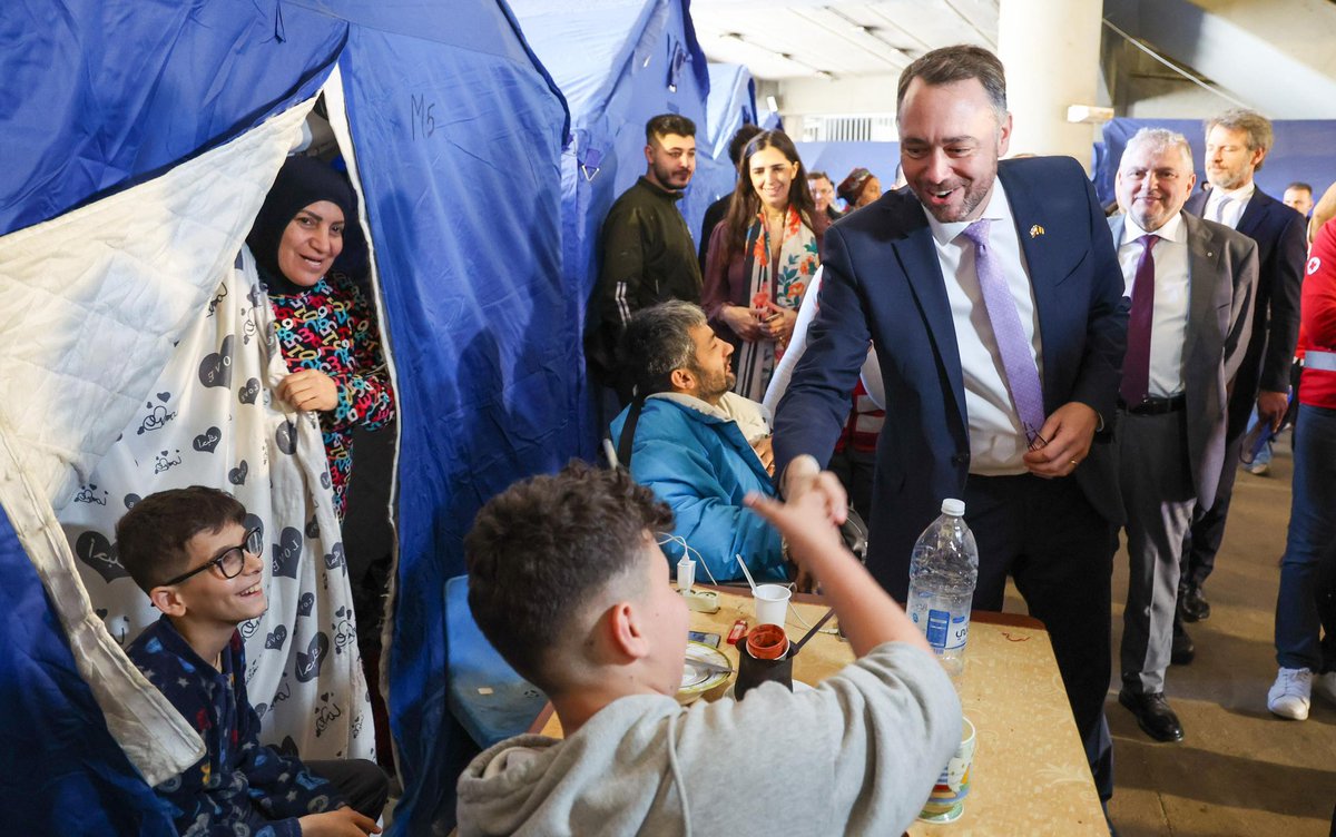 prevotmaxime's tweet photo. 🇱🇧 (FR/EN) Visite intense à Beyrouth, pour délivrer en personne un message de soutien à la population et au gouvernement libanais, qui propose pour la première fois des négociations officielles avec Israël pour une paix durable et qui est engagé pour le désarmement du Hezbollah. 

L’urgence humanitaire était aussi au cœur de cette visite, en raison de la précarité dans laquelle plus d’un million de déplacés se trouvent, forcés de quitter le sud du pays en raison des attaques incessantes d’Israel. J’ai soutenu l'idée que l’escalade devait stopper. Les attaques initiées par le Hezbollah contre Israël en soutien de l'Iran sont à condamner. La riposte disproportionnée de l’Etat hébreu qui menace l'intégrité territoriale du Liban l’est tout autant. La diplomatie doit prévaloir sur les armes. Le cessez-le-feu négocié entre les USA et l'Iran devrait aussi concerner le Liban. 

Mes rencontres avec le Président de la République, le Premier Ministre et le Président du parlement, ont été l’occasion de délivrer ces messages et de consolider l’engagement de longue date de la Belgique aux côtés de la population libanaise, notamment via l'annonce d'une aide concrète supplémentaire pour le court et le plus long terme. Les attaques d'une ampleur inédite, qui ont fait hier des centaines de victimes civiles à Beyrouth et ailleurs dans le pays, rendent l’appel européen à la désescalade encore plus urgent et nécessaire.
——
An intensive visit to Beirut to deliver in person a message of support to the Lebanese people and government, which is proposing, for the first time, official negotiations with Israel for a lasting peace and is committed to the disarmament of Hezbollah. 

The humanitarian emergency was also at the heart of this visit, given the precarious situation in which more than a million displaced people find themselves, forced to leave the south of the country due to Israel’s relentless attacks. I supported the view that the escalation must stop. The attacks launched by Hezbollah against Israel in support of Iran are reprehensible. The disproportionate response by the State of Israel, which threatens Lebanon’s territorial integrity, is equally so. Diplomacy must prevail over weapons. The ceasefire negotiated between the US and Iran should also extend to Lebanon. 

My meetings with the President of the Republic, the Prime Minister and the Speaker of Parliament provided an opportunity to convey these messages and to reinforce Belgium’s long-standing commitment to the Lebanese people, notably through the announcement of additional concrete aid for both the short and longer term. The attacks, on an unprecedented scale, which yesterday claimed hundreds of civilian lives in Beirut and elsewhere in the country, make the European call for de-escalation all the more urgent and necessary.

@BelgiumMFA @BelgiumLebanon