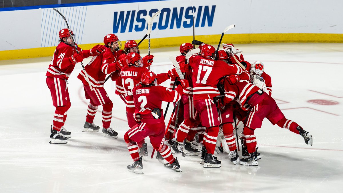 Wisconsin Hockey tweet media