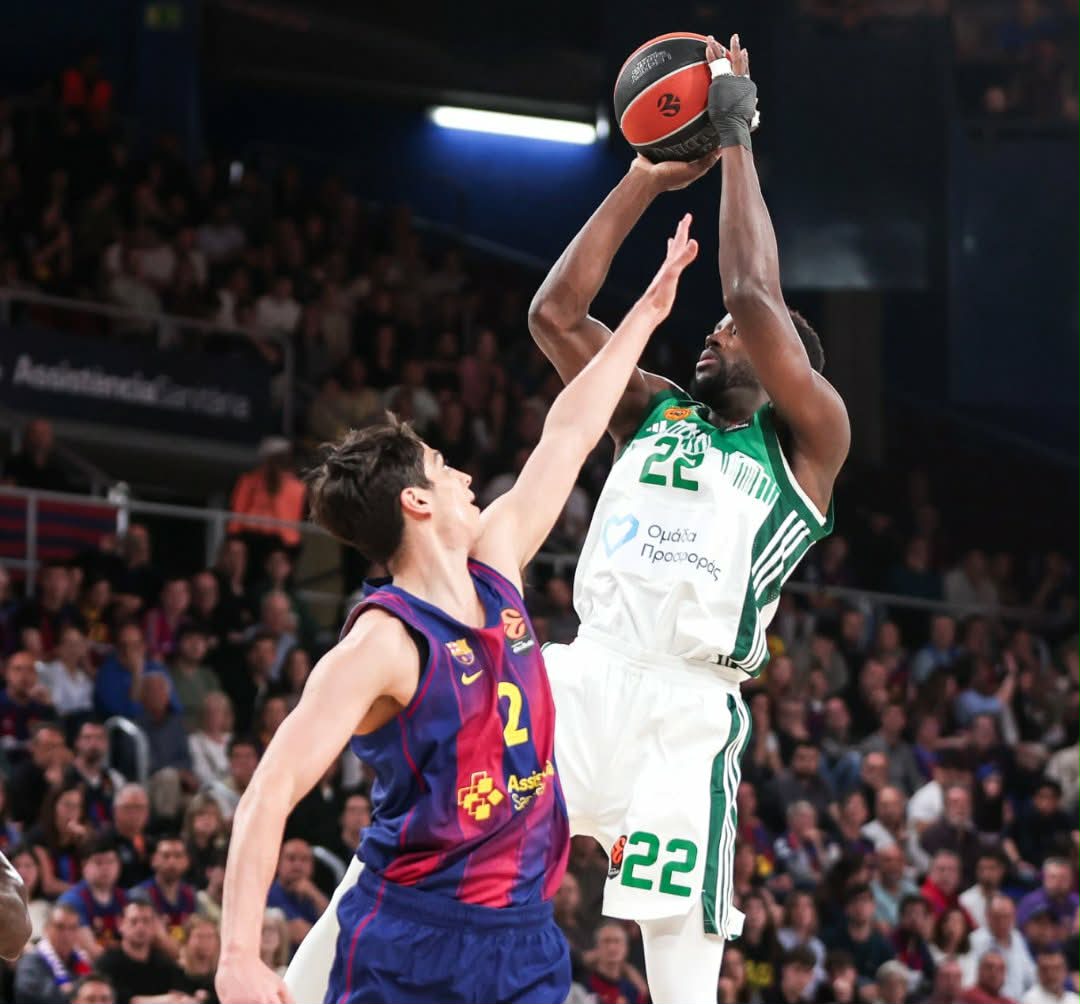 Green Watch tweet media