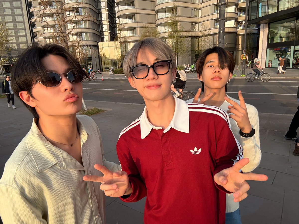 WilliamEst France tweet media