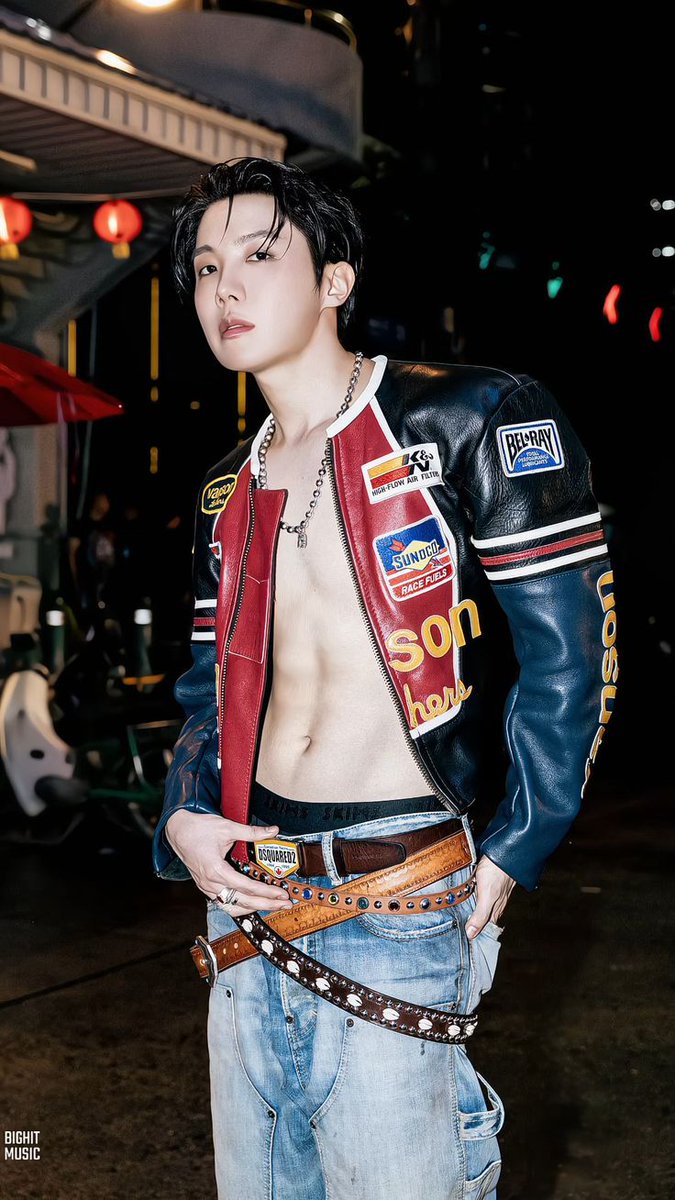 caroline saw bangtan⊙⊝⊜ tweet media