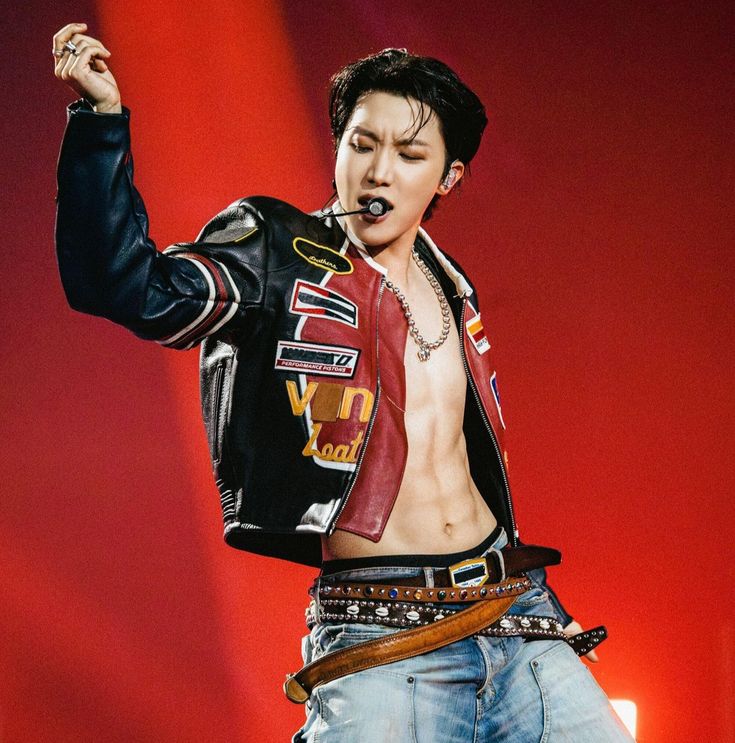 caroline saw bangtan⊙⊝⊜ tweet media