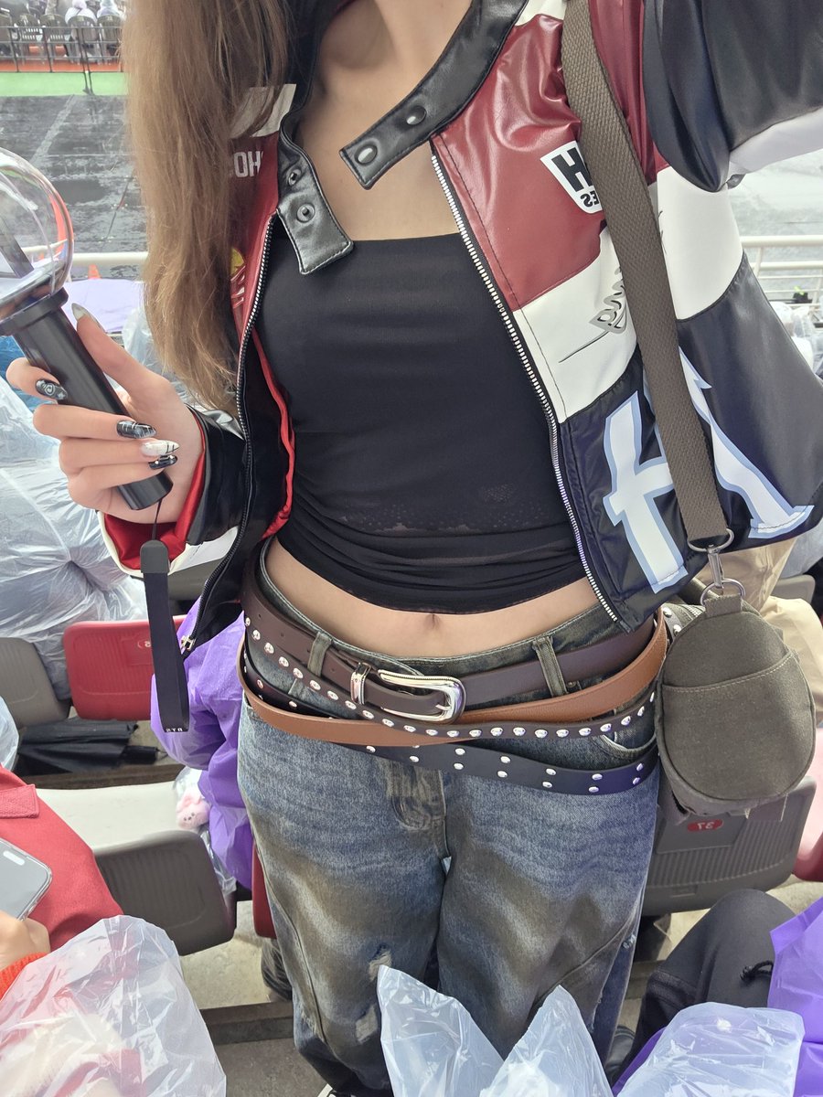 caroline saw bangtan⊙⊝⊜ tweet media