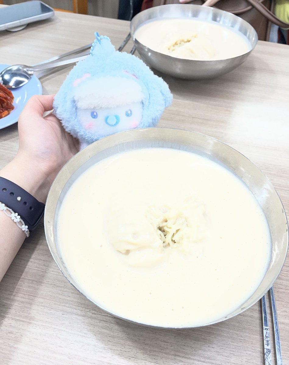 해월리이장 tweet media