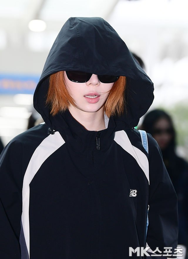 WINTER_THAILAND's tweet image. [PHOTO📸] 260409 รูปน้องหนาวจากสำนักข่าว ที่สนามบินนานาชาติอินชอน กำลังเดินทางไปโอซาก้า ประเทศญี่ปุ่น เพื่อแสดงคอนเสิร์ต 2026 aespa LIVE TOUR - ‘SYNK : aeXIS LINE’ - in JAPAN [SPECIAL EDITION DOME TOUR] in OSAKA (เคียวเซร่าโดม) ค่ะ ☃️✈️

#WINTER #윈터 #น้องหนาว
#aespa