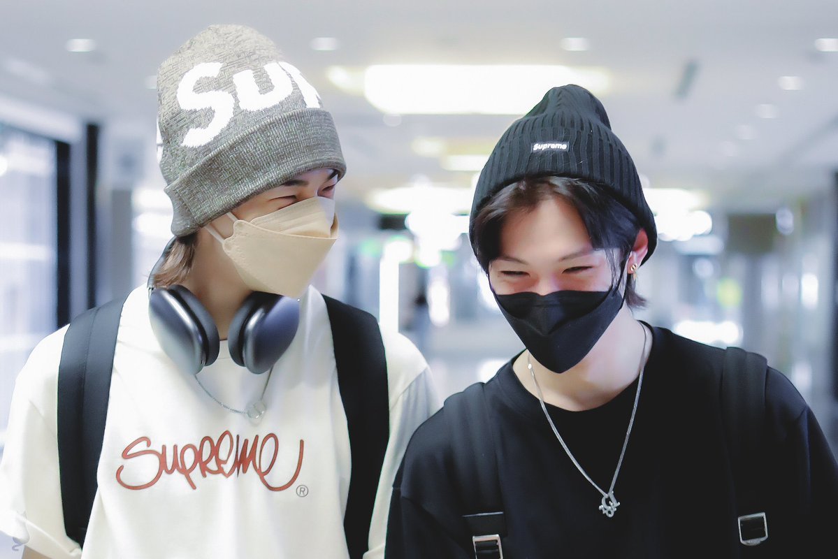 뿅( ◠◠. )(∴◠◠∴) tweet media