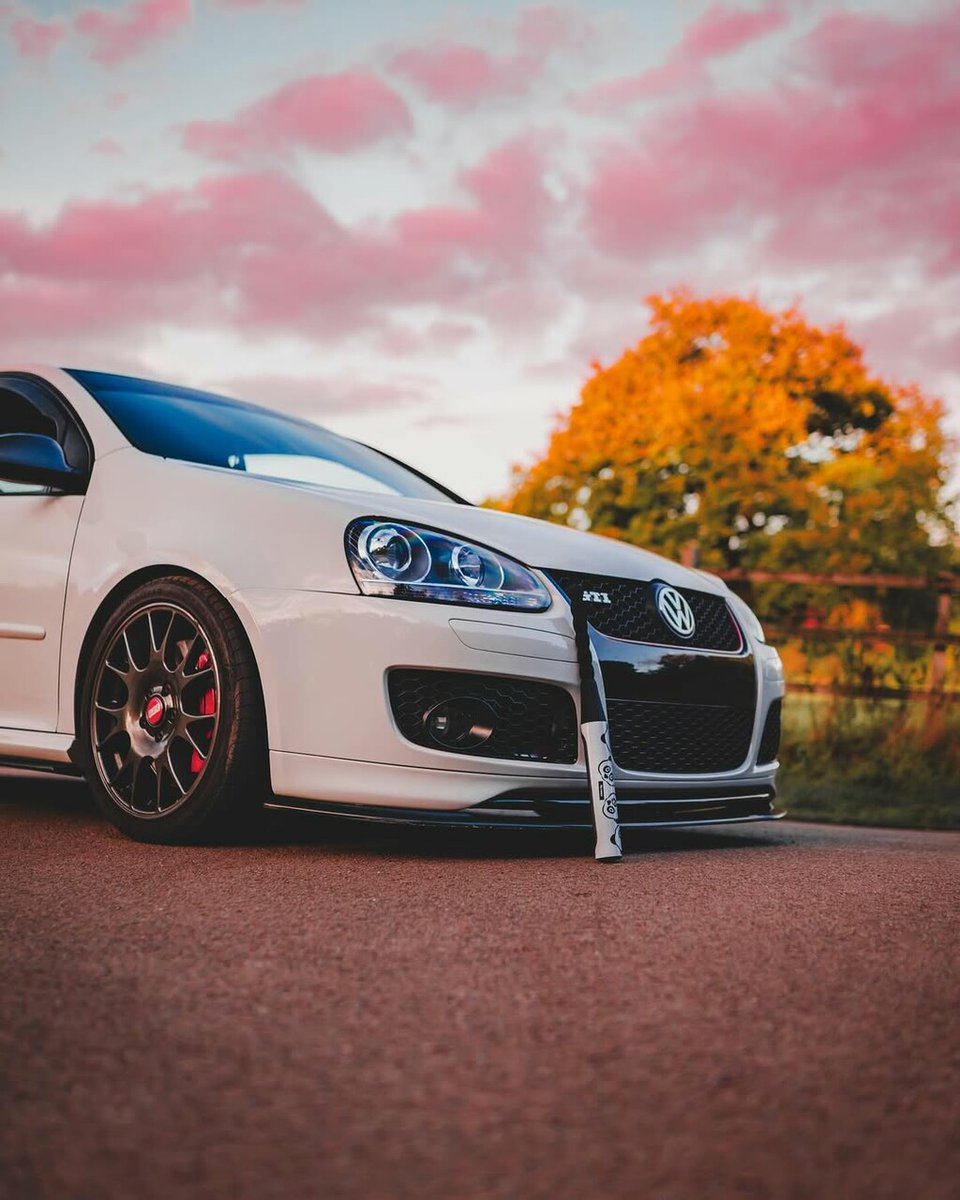 My_Loque's tweet image. Stays safe.

Thanks to @candymk5gti proves protection can be part of the aesthetic.

Clean MK5. Panda lock. Maximum security.

Build yours → MyLoque.com

#MyLoque #GTIMK5 #CarSecurity #CustomMods #AntiTheft #VWScene