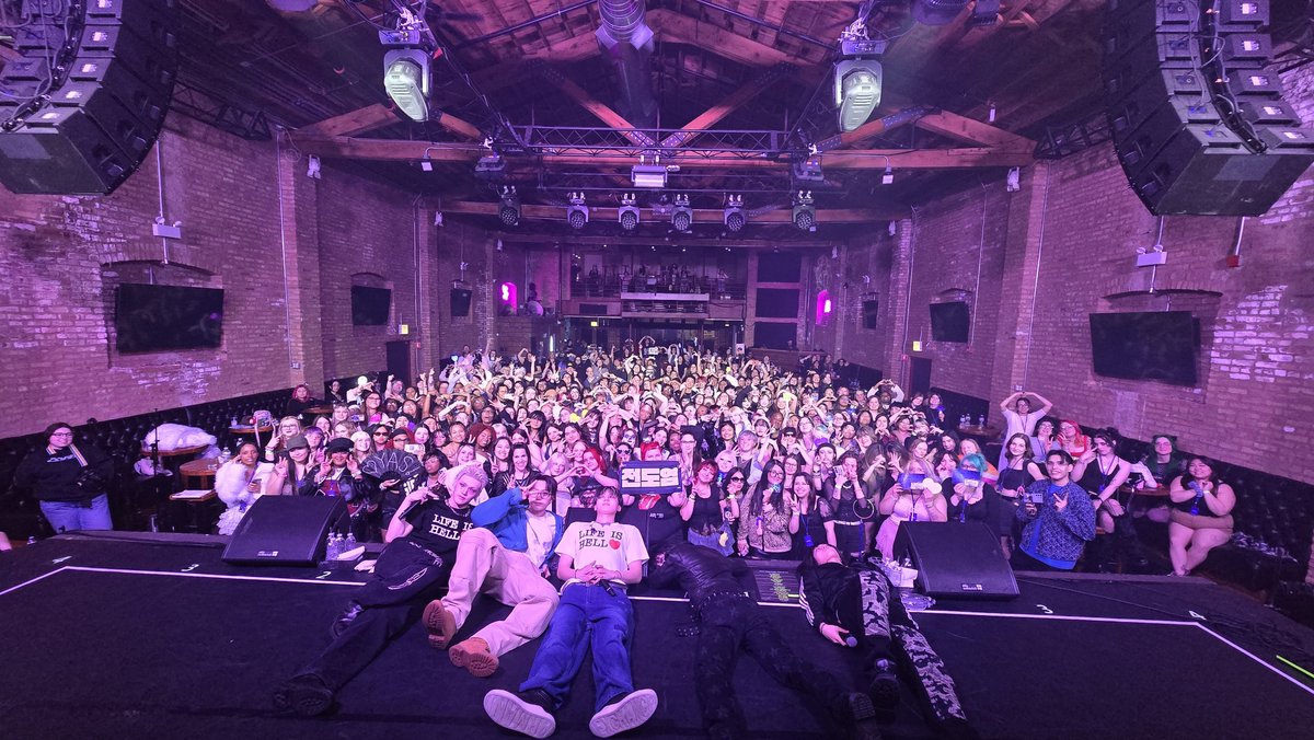 JUSTB_Official's tweet image. [#JUSTB_BY] 📸 260408
2026 JUSTB [SNOW ANGEL] TOUR IN N.A

📍 Chicago

#JUSTB #US
#SNOWANGEL_Chicago