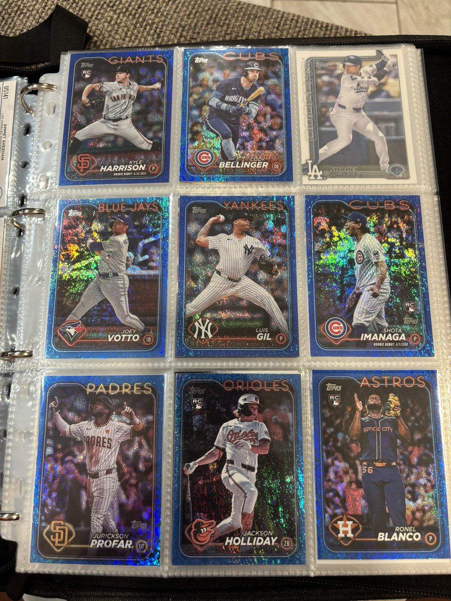 CardsChriss's tweet photo. Got some pretty neat cards! Thoughts?? Blue inserts /999 . Any offers on any? Except the judge relic lol @CardPurchaser https://t.co/CCdwbmPxgH