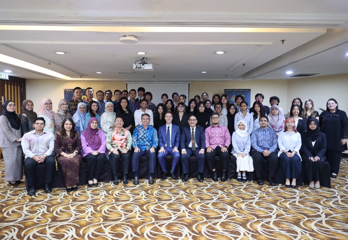 Institute of Diplomacy and Foreign Relations 🇲🇾 tweet media