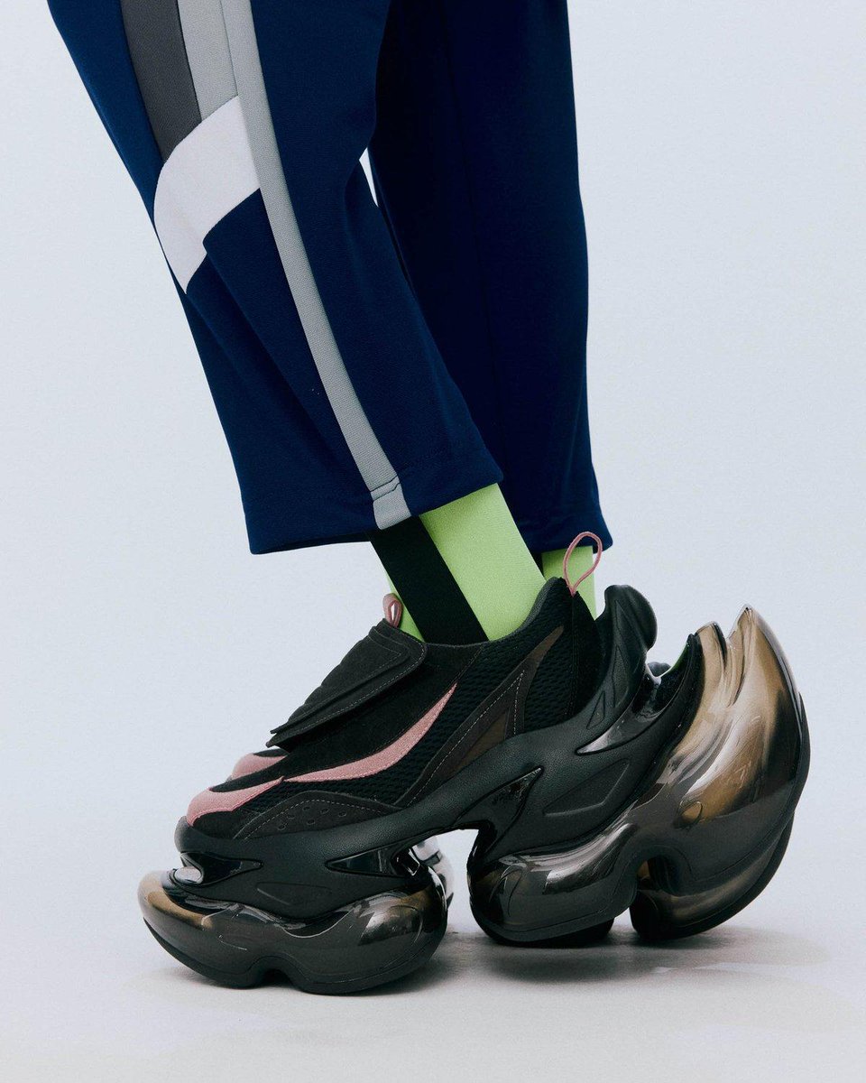 FASHIONSNAP tweet media