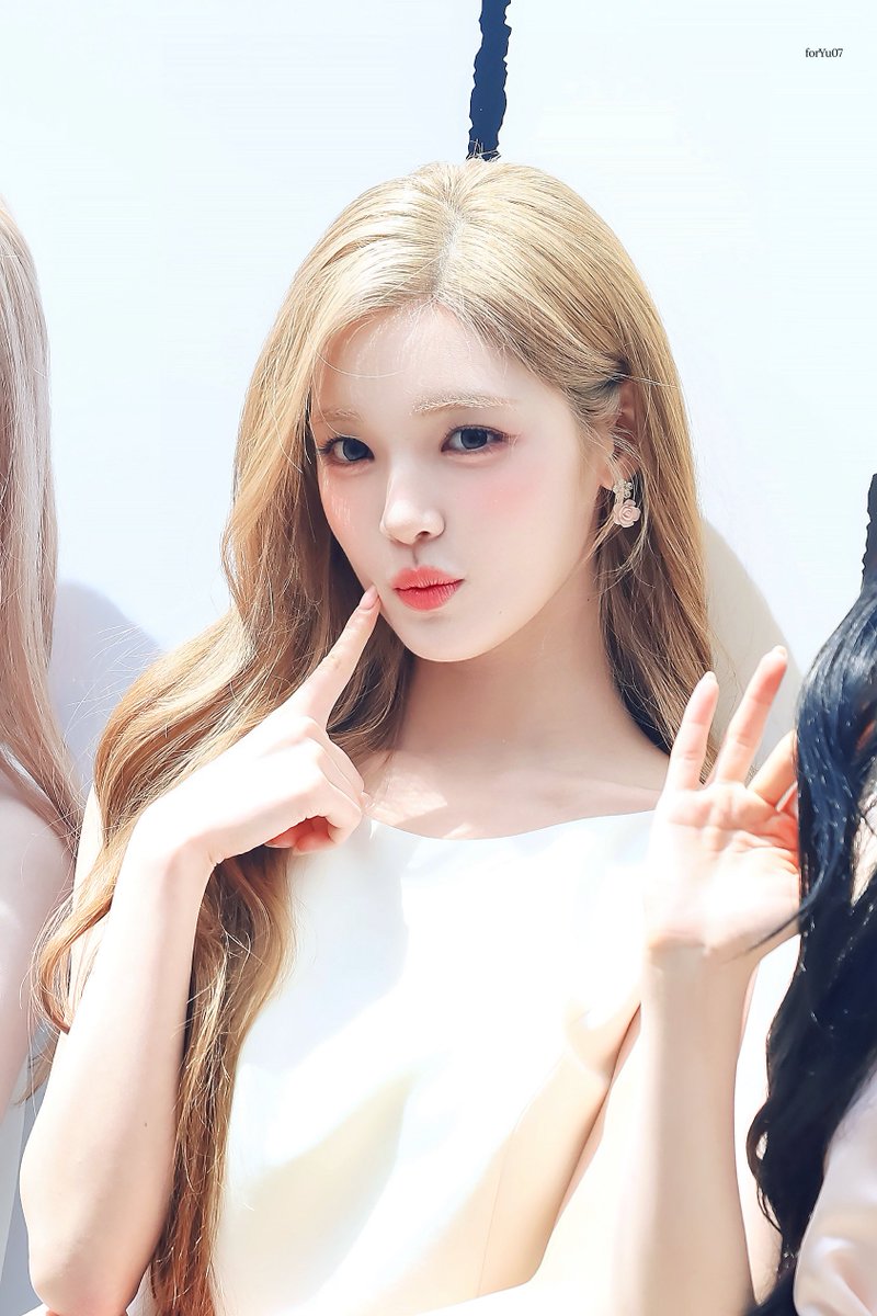 유일이 tweet media