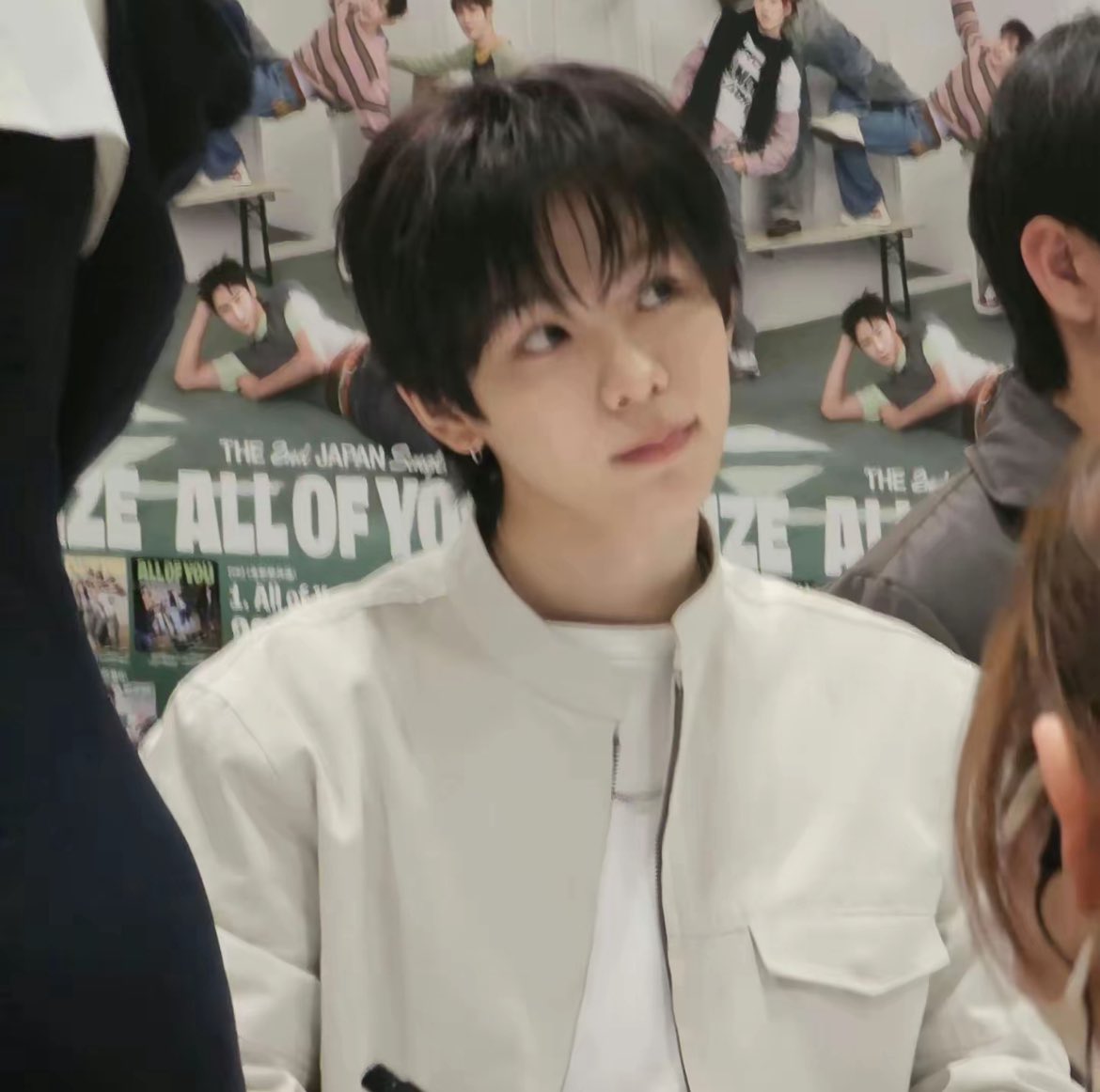 소설짱 tweet media