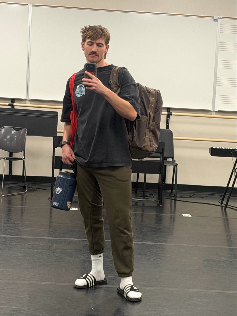 roughdeer tweet media