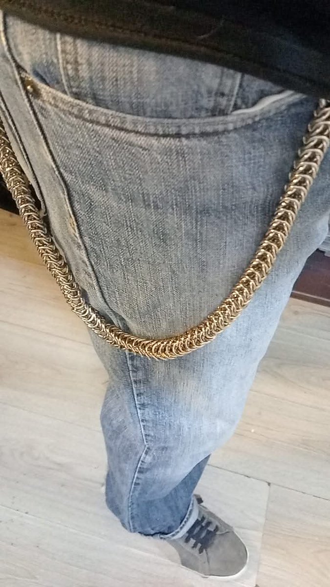 BadHeartMex's tweet photo. Mi cadena del #MalCorazón #chainmaille #artesanomexicano. https://t.co/u12itYYQ9B
