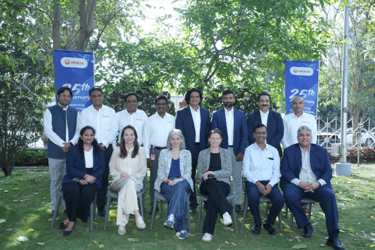 aceupdatemag's tweet image. 𝗩𝗲𝗼𝗹𝗶𝗮 𝗺𝗮𝗿𝗸𝘀 𝟮𝟱 𝘆𝗲𝗮𝗿𝘀 𝗼𝗳 𝗶𝗻𝗻𝗼𝘃𝗮𝘁𝗶𝗼𝗻 𝘄𝗶𝘁𝗵 𝗻𝗲𝘄 𝗖𝘂𝘀𝘁𝗼𝗺𝗲𝗿 𝗘𝘅𝗽𝗲𝗿𝗶𝗲𝗻𝗰𝗲 𝗖𝗲𝗻𝘁𝗿𝗲 𝗮𝘁 𝗛𝗼𝘀𝗸𝗼𝘁𝗲 𝗵𝘂𝗯

Read More: aceupdate.com/veolia-marks-2…

#ACEUpdate #Veolia #HoskoteHub