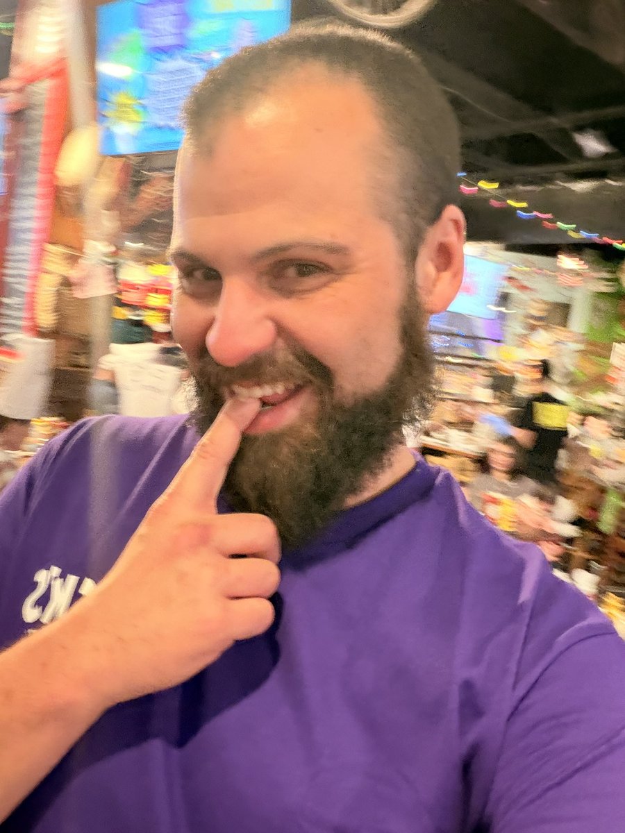 theuncutme's tweet image. #newsticker