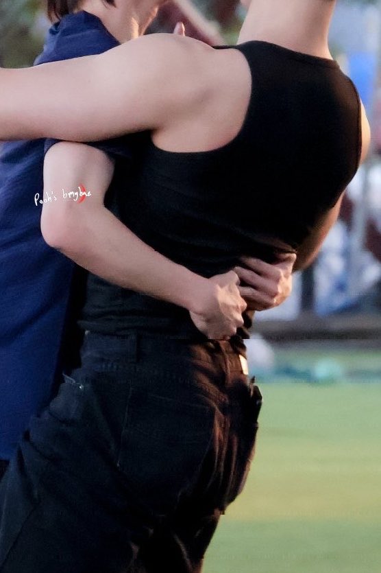 Mel (⺣◡⺣)♡ tweet media