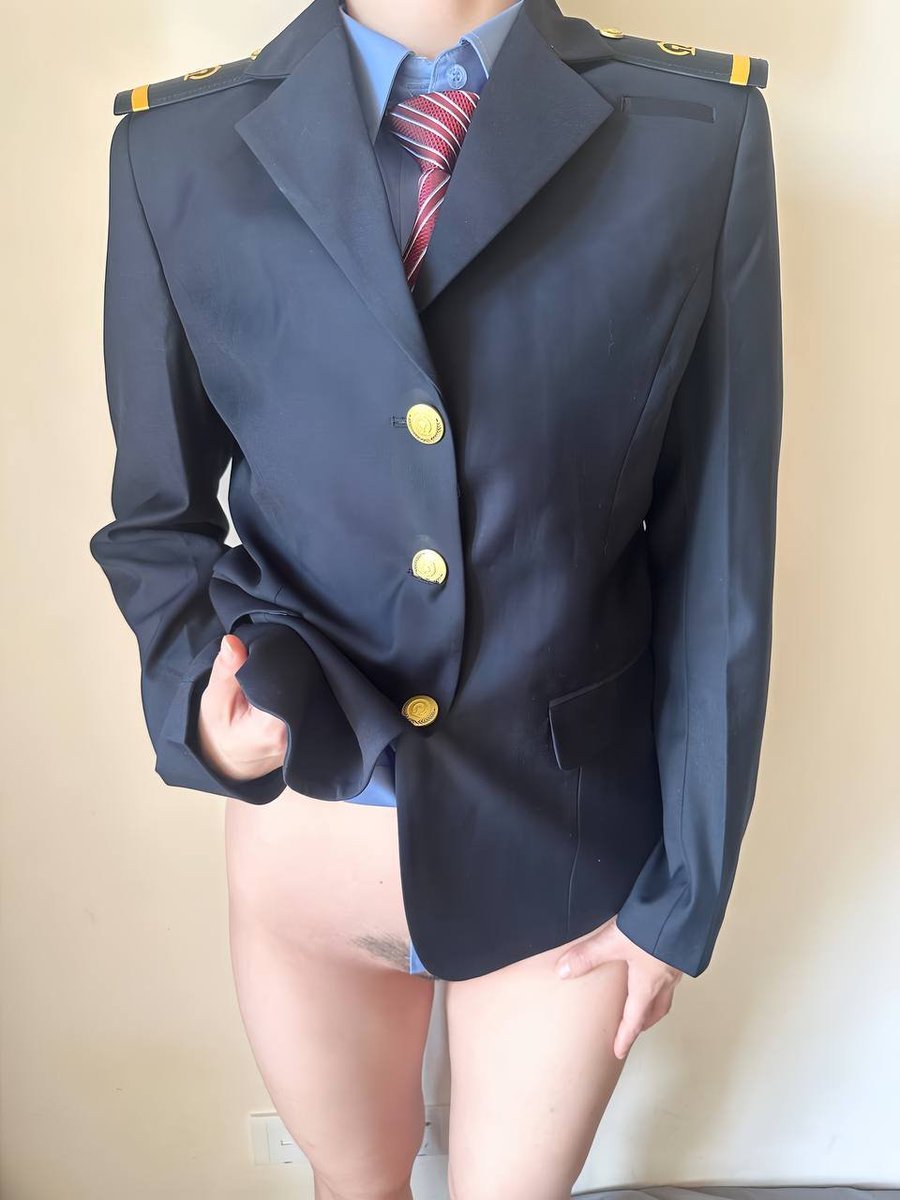 盈盈小日常 tweet media