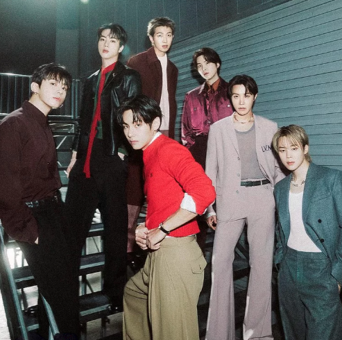 About Music tweet media