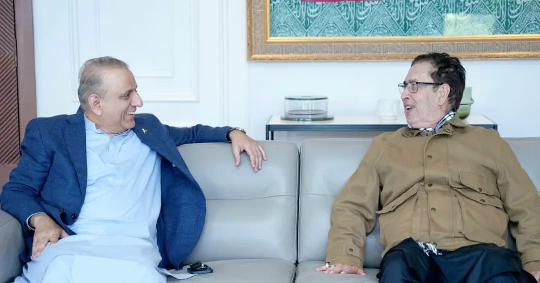 گلگت بلتستان کے گورنر سید مہدی شاہ کی وفاقی وزیر مواصلات عبدالعلیم خان سے ملاقات، پاکستان کی سفارتی کامیابی پر دونوں رہنماؤں کا اظہار مسرت، ایک دوسرے کو مبارکباد۔گورنر کی  طرف سے این ایچ اے کی کارکردگی پر اظہار اطمینان اور محکمہ مواصلات سے متعلق مختلف مسائل کی نشان دہی،  وفاقی