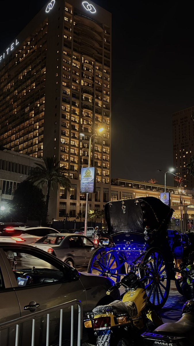 king ♚ tweet media