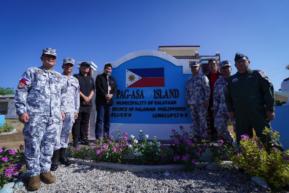 cely bueno tweet media