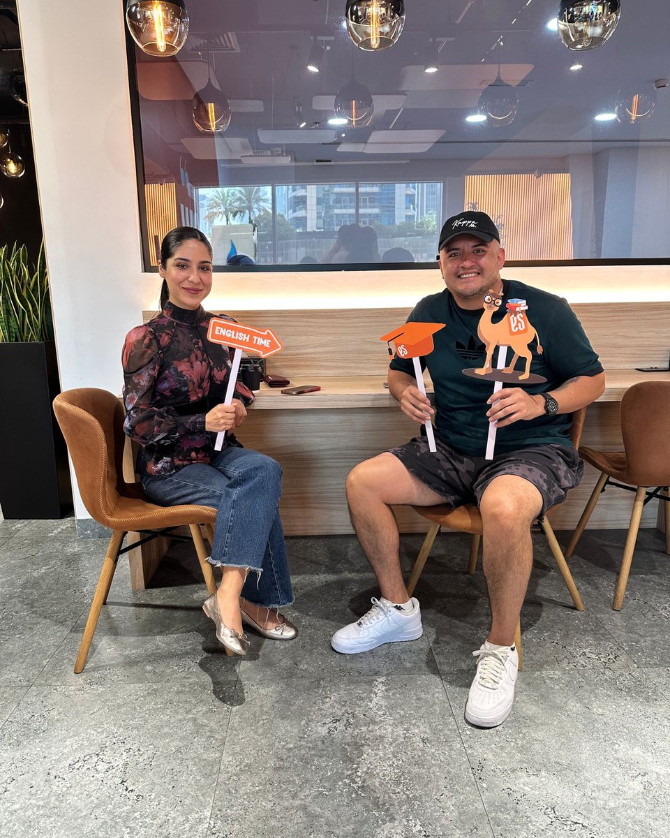 es_world_'s tweet photo. Our students made the most of the moment with fun props and even better energy 🧡✨

#ESWorld #JBRStudents #LearnEnglish #Dubai #ESDubai https://t.co/5HEMqcJxdV