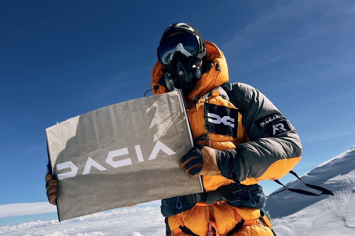 luxurylifestyle's tweet image. Peaky Blinder! Dacia Adventure Community member, Akke Rahman, conquers Manaslu in just 9 days luxurylifestyle.com/headlines/peak… #adventures #outdooradventures #explore #travel