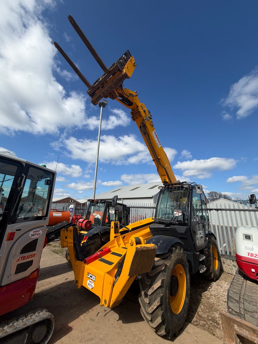 Clements Plant & Access Hire tweet media