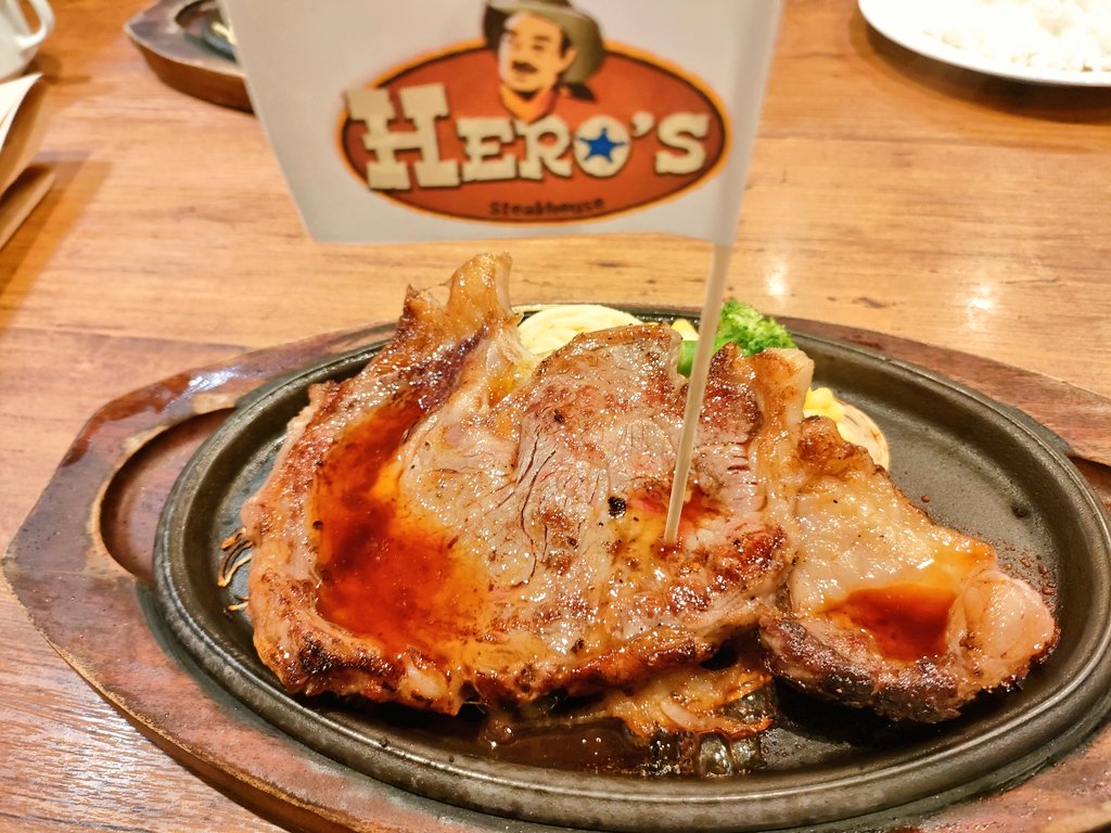 あきば tweet media