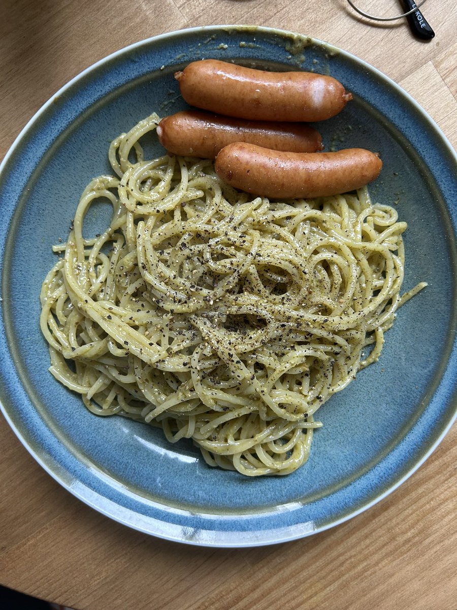 イタリアの油そば、ジェノベーゼ