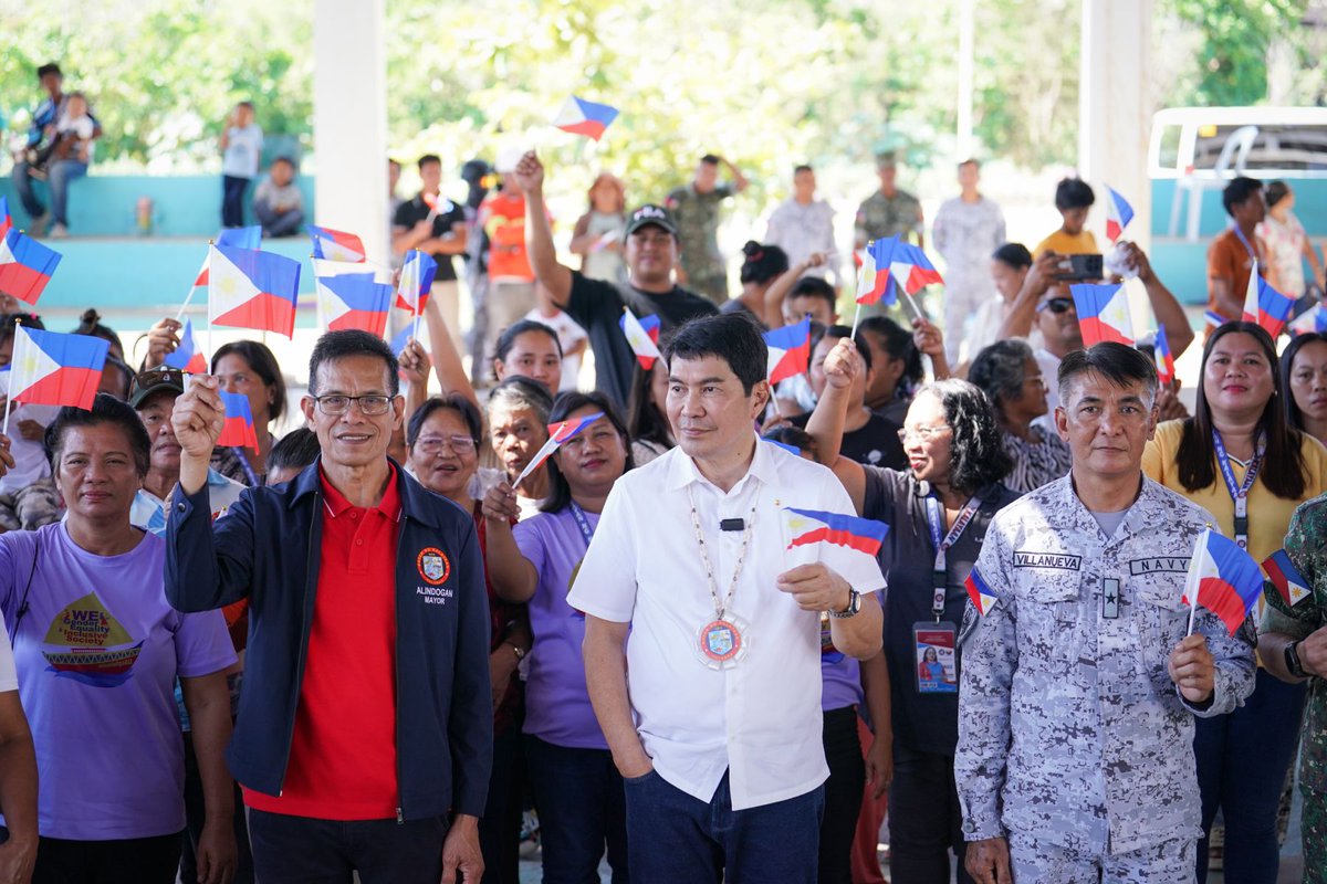 cely bueno tweet media