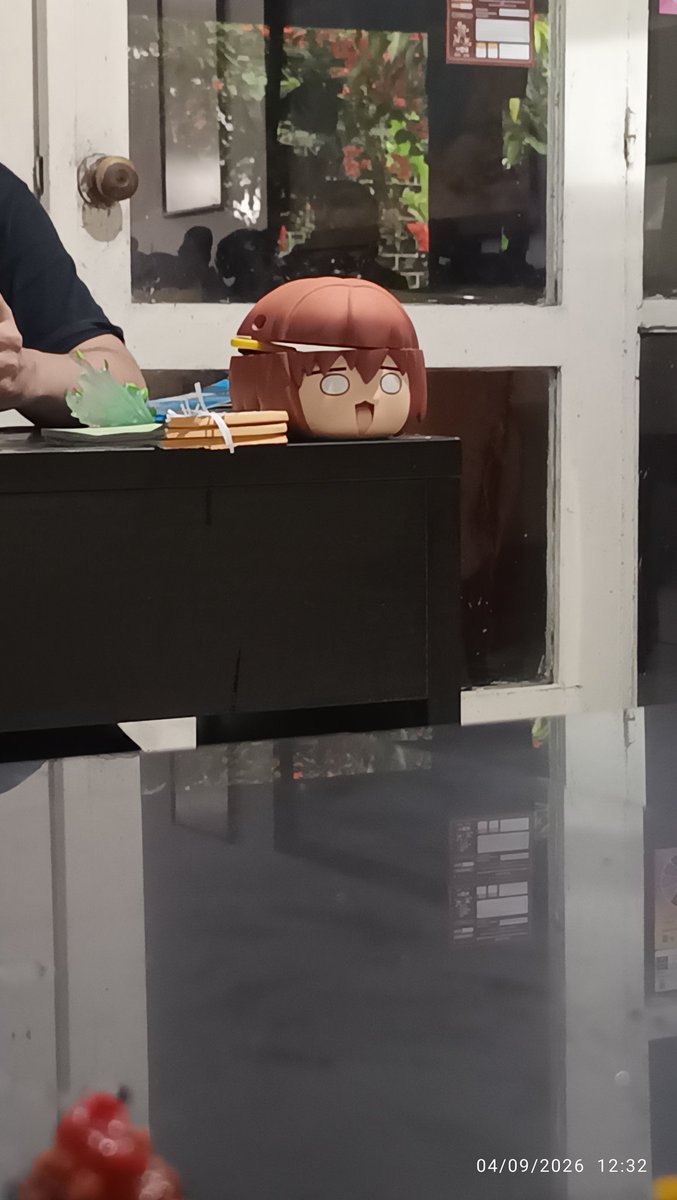 A Parang Stuck On Wood tweet media