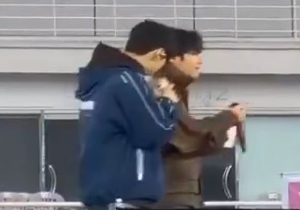 deksu💥 tweet media