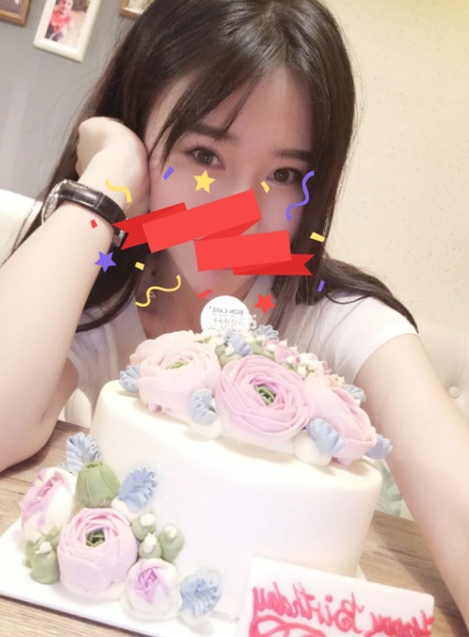 guo17319's tweet photo. 比起吹蠟燭...
我更想吹
你
#台中個工 #按摩 #油壓 #��壓 #黑絲襪 #細跟 #台中淺妹 #台中個工 #台中紓壓 #九淺一深 #按摩舒壓 #流量動起來 #OL #絲襪 #流量密 #上熱門 #台中半套 #素股 #淺穴 https://t.co/EOD8iMxUPd