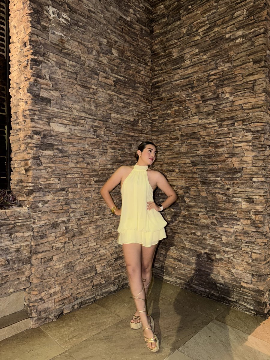 Mirandaolmos31's tweet photo. Mi increíble cumpleaños 🎈 amé tanto haber cumplido años este año, fui tan consentida por todos , principalmente por mi gordito que me sorprendió desde el primer segundo de este 31 de marzo 😭💘 https://t.co/rGmGHsl9Ow