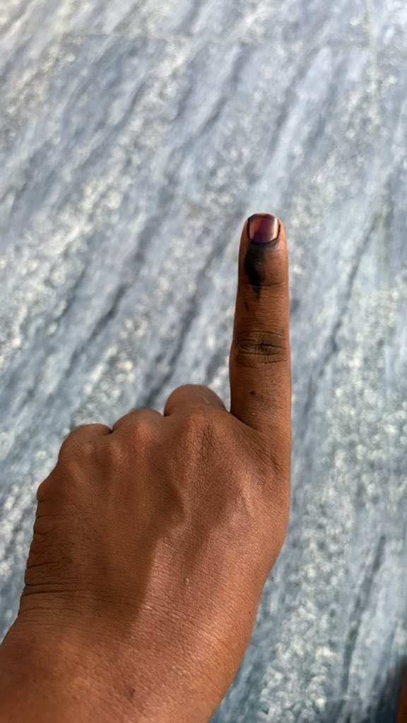 Aheen Maxi tweet media