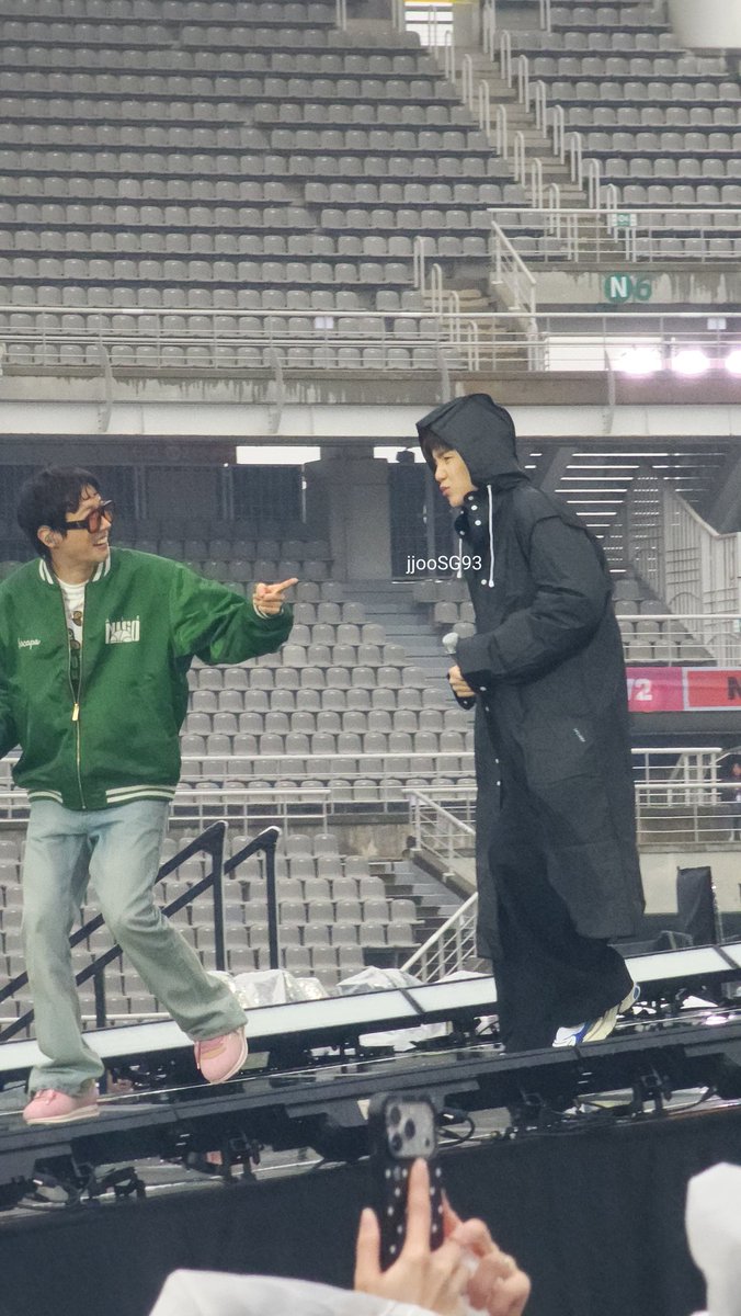 REST 쮸슈가🫧 tweet media