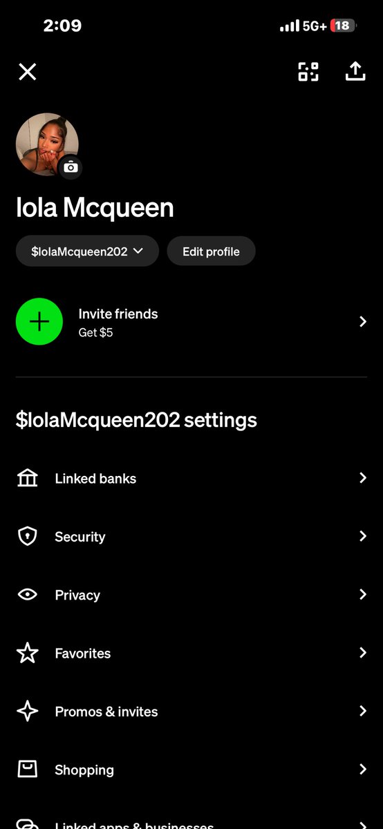 Lola tweet media