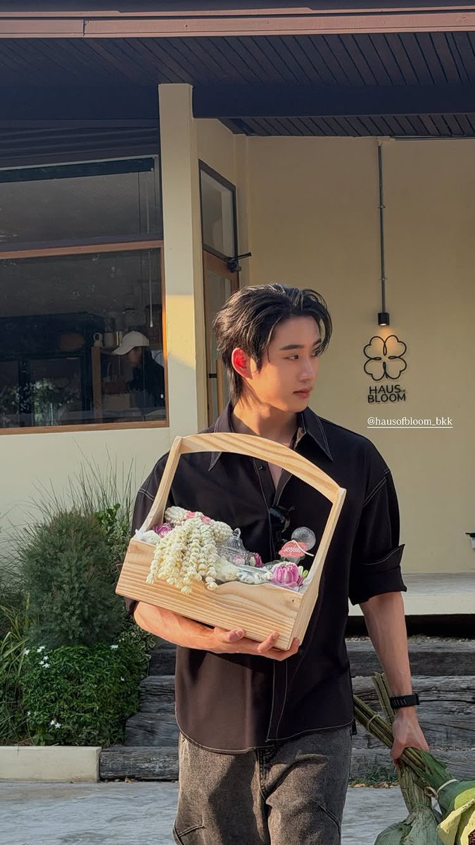 𝑛𝑎𝑛𝑎 ◡̈ tweet media