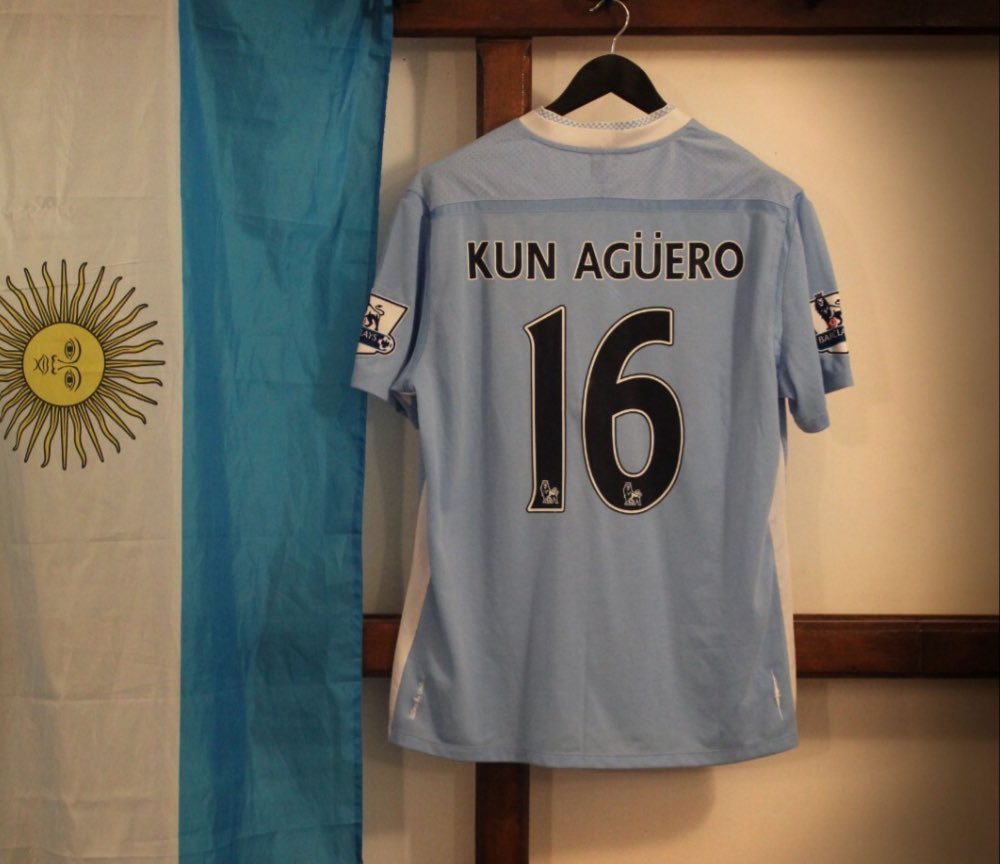 𝐄𝐉 tweet media