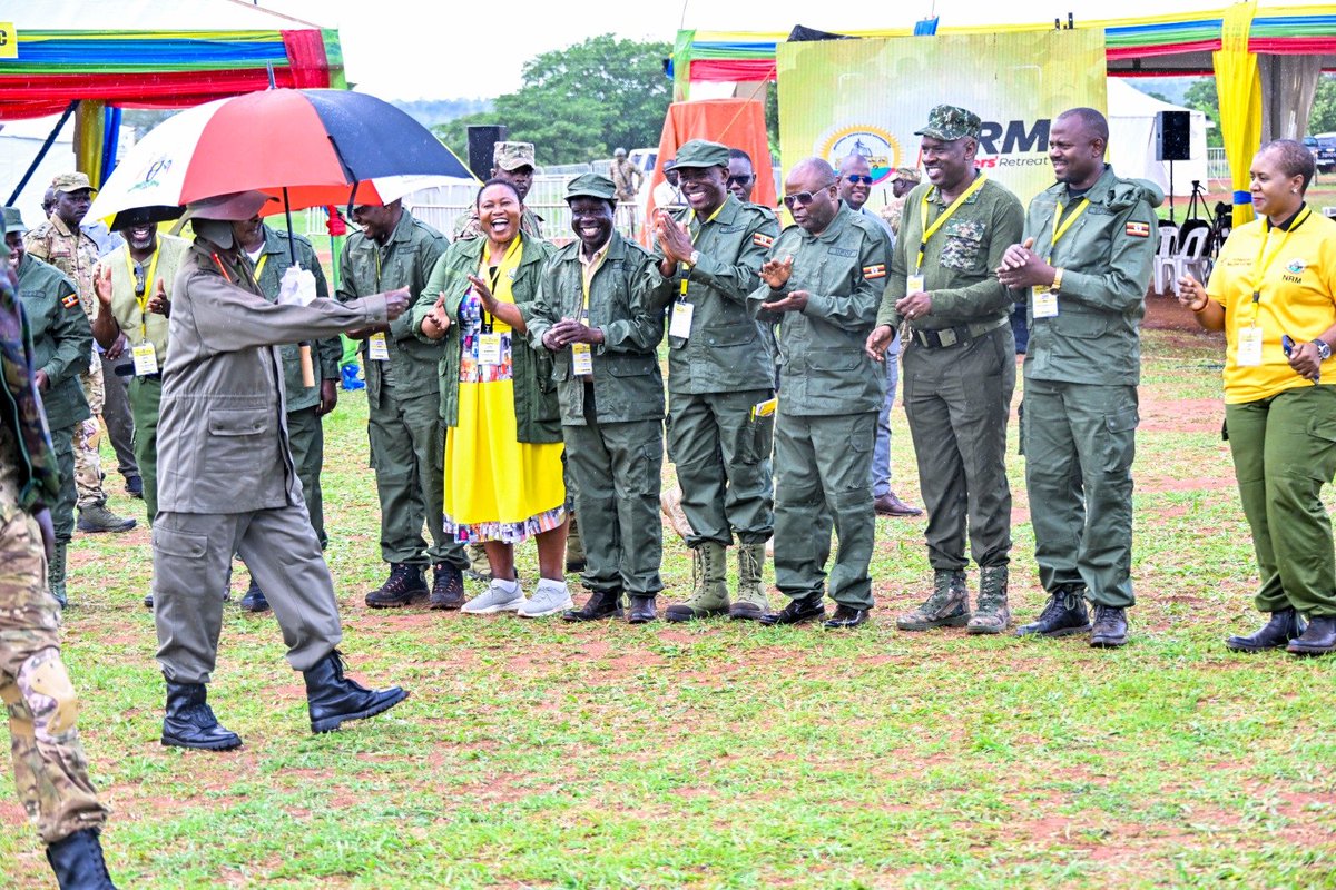 President Yoweri Museveni urges leaders to support African unity as a strategic pathway to economic independence, security, and long-term prosperity.
#WhyUgDecidedM7