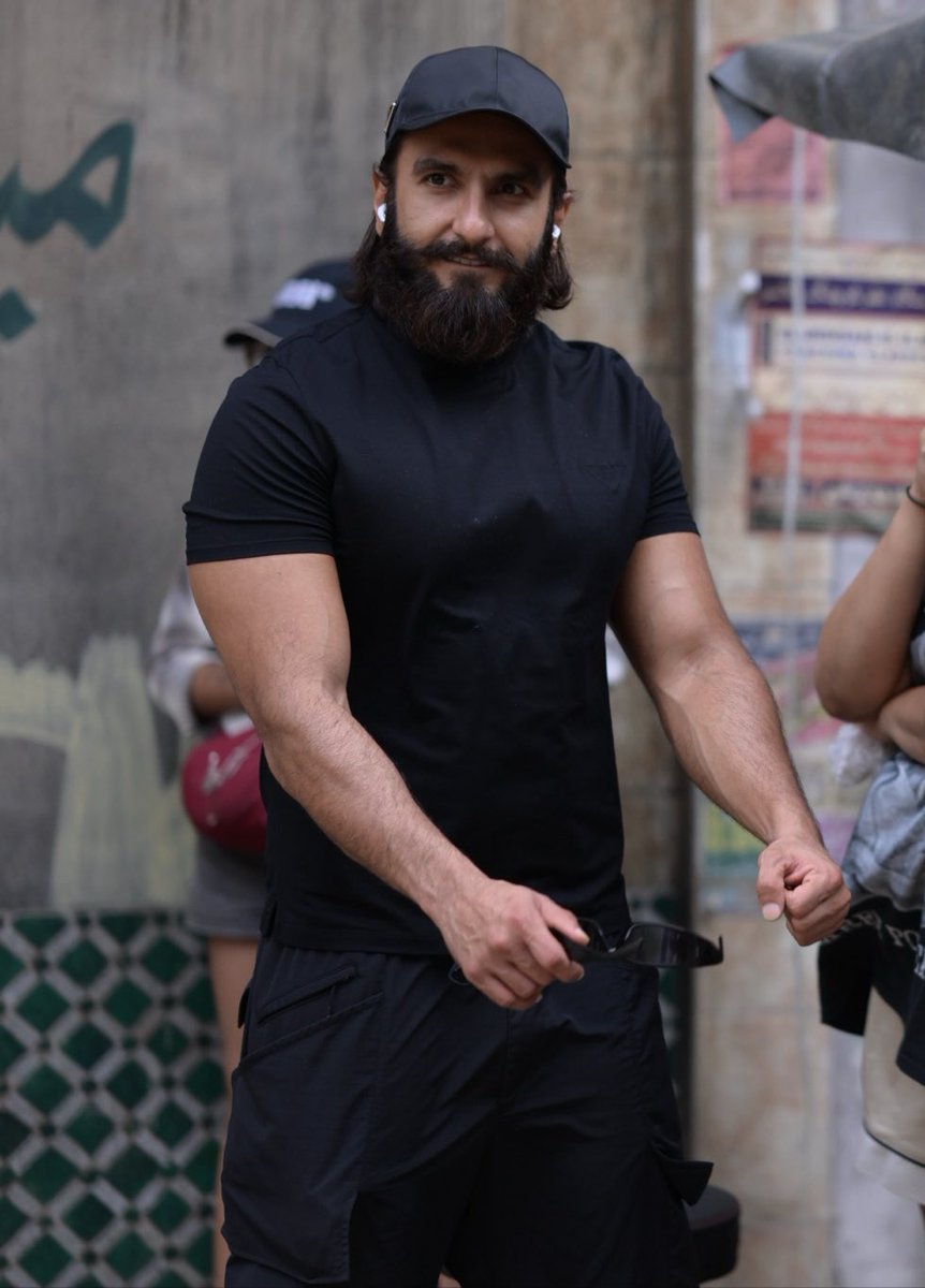 batata vada tweet media