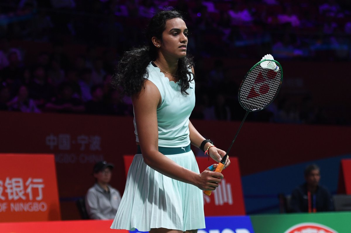 CGTNSportsScene's tweet image. 🏸🇨🇳#WangZhiyi defeats PV Sindhu🇮🇳 21-18,21-8 to reach #BAC2026 semis:

💬"First game was tough. Leading by 5, one small detail wasn't handled well, and she caught up.
Against a veteran like her, you have to be extra precise — they'll seize any weakness."😨

#Badminton